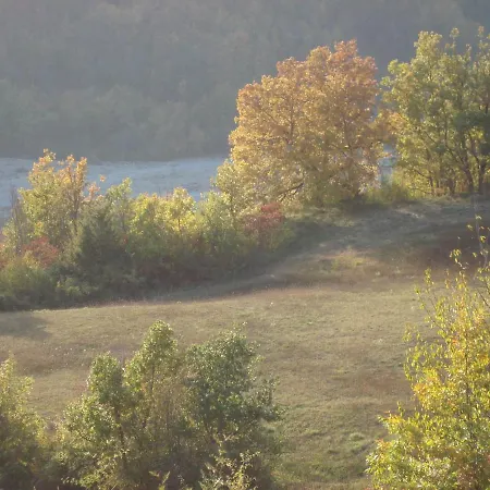 Prati Dei Campassi Bed & Breakfast *